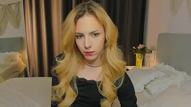 Tiffany  King online show from April 2026 05:25:01 AM