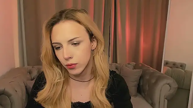 Tiffany  King online show from April 2026 05:42:02 AM