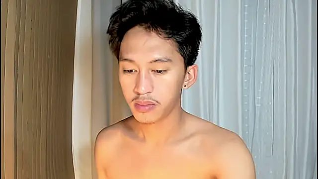  andrie69  online show from April 2026 04:08:02 AM