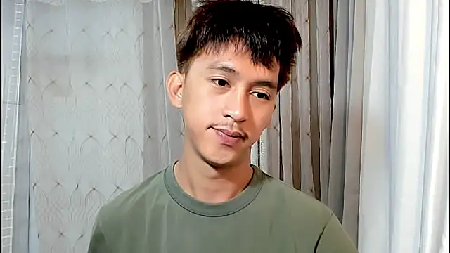 Snapshot of _andrie69_ chatting on April 2026 11:35:02 AM andrie69 online show from April 2026 11:35:02 AM