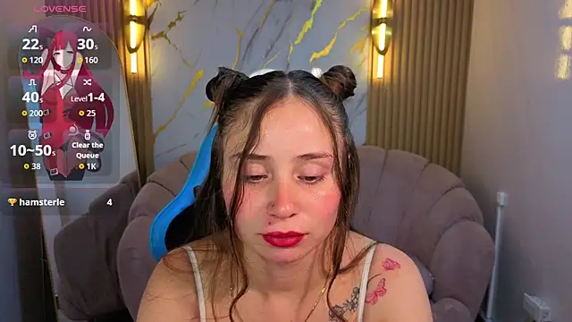 Ariana18 b online show from April 2026 01:04:02 PM