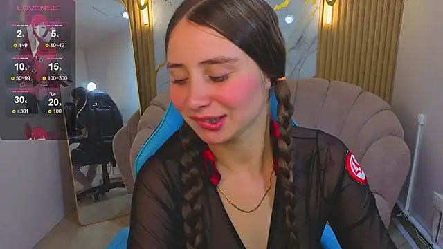 Ariana18 b online show from March 2026 01:04:01 PM