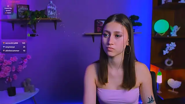 arianaa cat online show from May 2026 08:41:01 PM