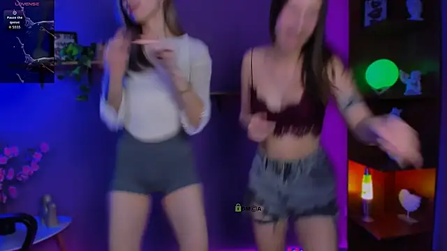 arianaa cat online show from May 2026 09:51:02 PM