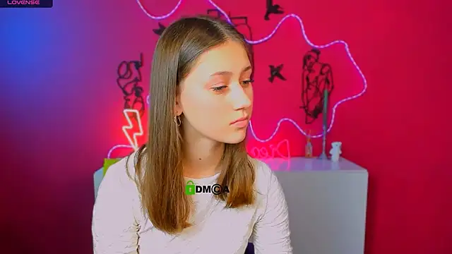 arianaa cat online show from April 2026 06:55:02 PM