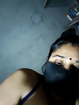 Sexy khushi19 online show from April 2026 10:33:02 PM