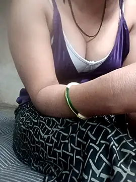 Annuhot143 online show from February 2026 08:46:01 AM