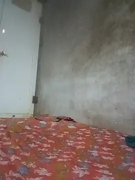 Annuhot143 online show from April 2026 06:19:01 AM