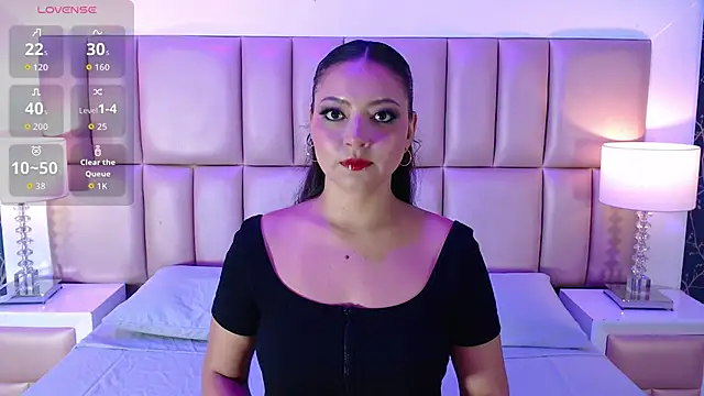 KiaraEverly online show from March 2026 12:01:02 PM