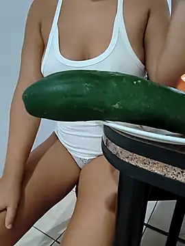 Snapshot of Moradublin chatting on February 2026 09:17:02 PM Moradublin online show from February 2026 09:17:02 PM