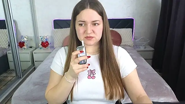 Eva Luxx online show from April 2026 08:10:01 AM