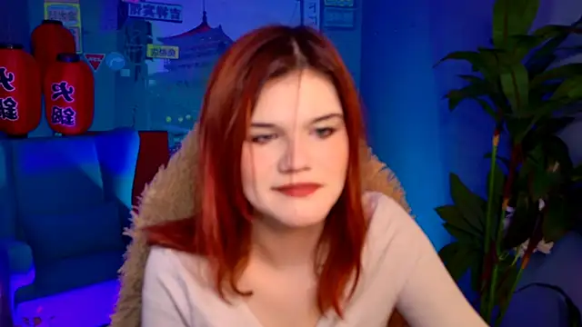 Snapshot of EllieFoxy chatting on February 2026 09:50:02 AM EllieFoxy online show from February 2026 09:50:02 AM