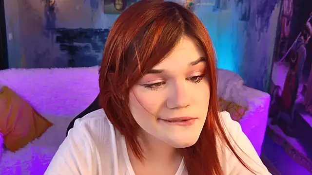 Snapshot of EllieFoxy chatting on February 2026 02:27:02 PM EllieFoxy online show from February 2026 02:27:02 PM