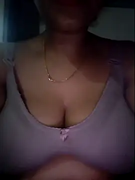 mistii07 online show from June 2026 07:35:01 PM