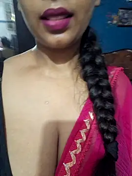 Snapshot of mistii07 chatting on August 2026 09:15:02 AM mistii07 online show from August 2026 09:15:02 AM