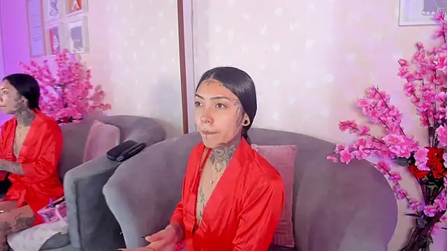 Ashley Blum  online show from April 2026 11:49:02 AM