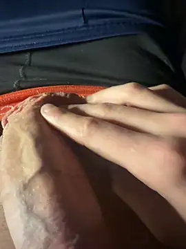 xxlovedick online show from February 2026 05:23:02 PM