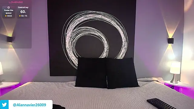 Snapshot of AlannaViera chatting on March 2026 03:23:01 AM AlannaViera online show from March 2026 03:23:01 AM