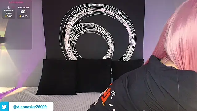 AlannaViera online show from February 2026 11:45:01 AM