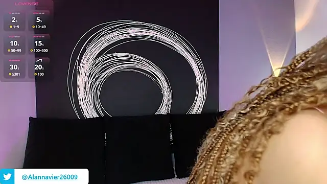 Snapshot of AlannaViera chatting on March 2026 12:40:02 PM AlannaViera online show from March 2026 12:40:02 PM