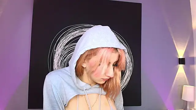 AlannaViera online show from May 2026 04:04:02 PM