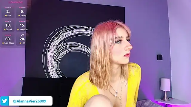 AlannaViera online show from April 2026 11:45:02 AM
