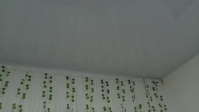 Alice-Lamore online show from March 2026 05:03:01 PM