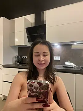 Just-Lilly online show from July 2026 05:13:01 PM