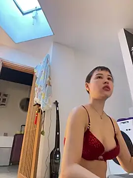 Just-Lilly online show from March 2026 04:46:01 PM