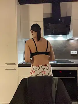 Just-Lilly online show from March 2026 03:35:01 PM