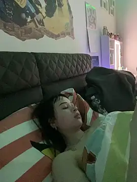 Just-Lilly online show from April 2026 02:01:01 PM