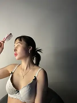 Just-Lilly online show from February 2026 01:06:02 AM