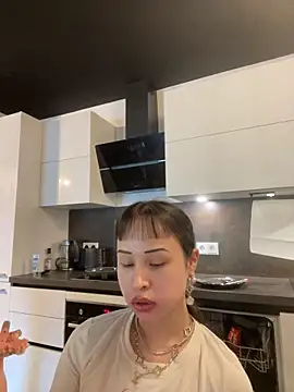 Just-Lilly online show from June 2026 04:17:02 PM