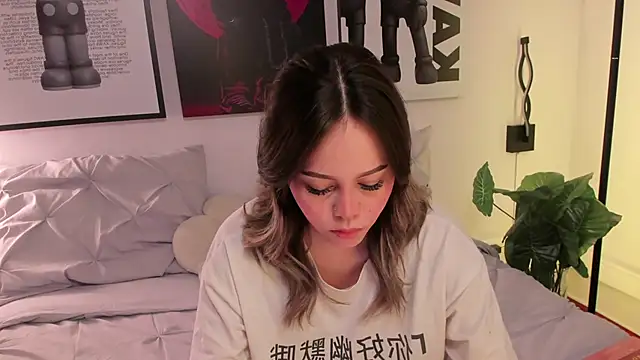 Hey lucy   online show from March 2026 11:51:01 AM