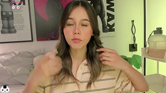 Hey lucy   online show from April 2026 12:12:02 PM