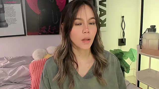 Hey lucy   online show from April 2026 11:15:01 AM