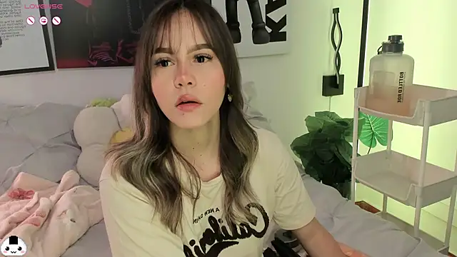 Hey lucy   online show from April 2026 11:36:01 AM