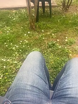 missgirl88 online show from April 2026 12:10:01 PM