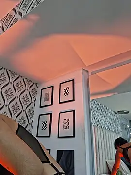 Eva Monroes online show from March 2026 03:32:01 AM