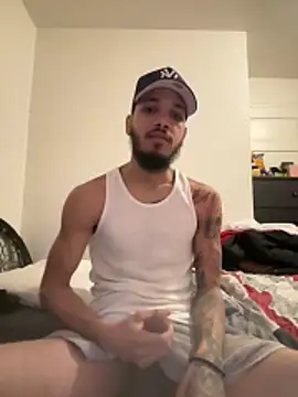 Snapshot of EnanoVerga chatting on February 2026 01:22:02 PM EnanoVerga online show from February 2026 01:22:02 PM