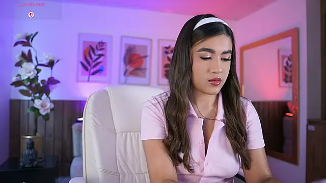 IvyGrabes online show from June 2026 07:12:02 PM