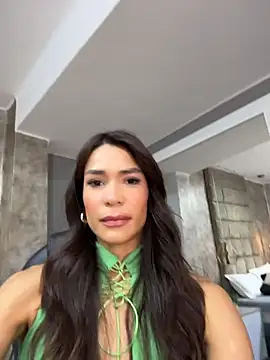 Snapshot of SofiaRivero chatting on April 2026 06:43:01 PM SofiaRivero online show from April 2026 06:43:01 PM