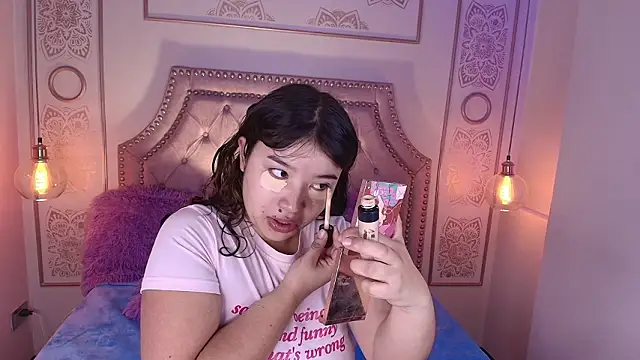 Honny Blaice  online show from March 2026 12:21:01 PM