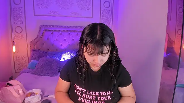 Snapshot of Honny_Blaice_ chatting on February 2026 01:30:01 PM Honny Blaice online show from February 2026 01:30:01 PM