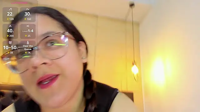 RousMature online show from April 2026 08:44:02 PM