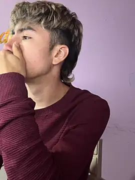 AlexanderCollman2 online show from April 2026 11:52:01 PM