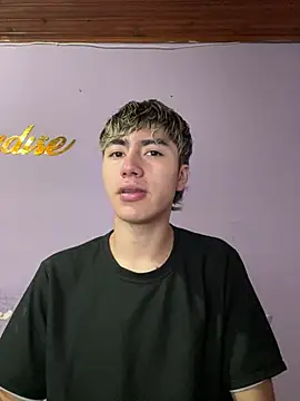 AlexanderCollman2 online show from April 2026 11:27:02 PM