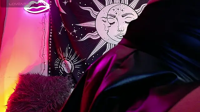 MadLustt online show from March 2026 02:32:02 PM