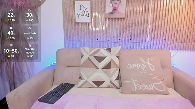 Sally Dvine online show from March 2026 07:50:01 PM