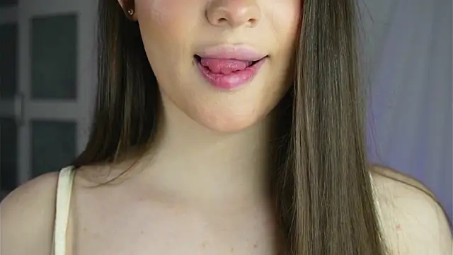 Snapshot of Murmella chatting on February 2026 05:05:02 AM Murmella online show from February 2026 05:05:02 AM